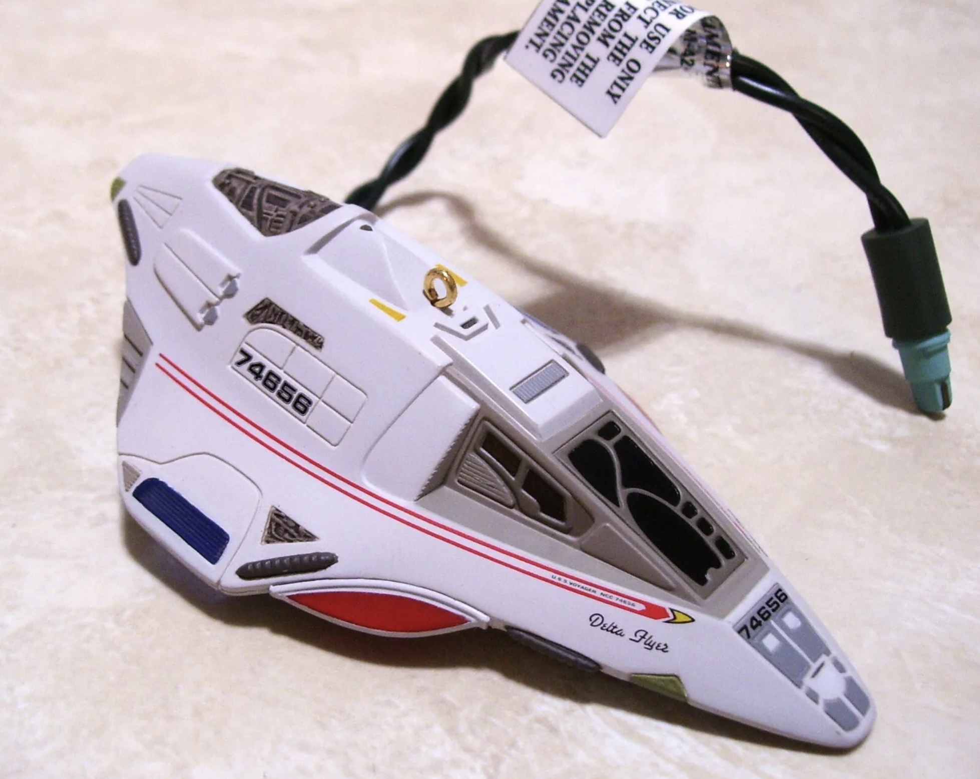 2002 Hallmark Keepsake Delta Flyer ornament