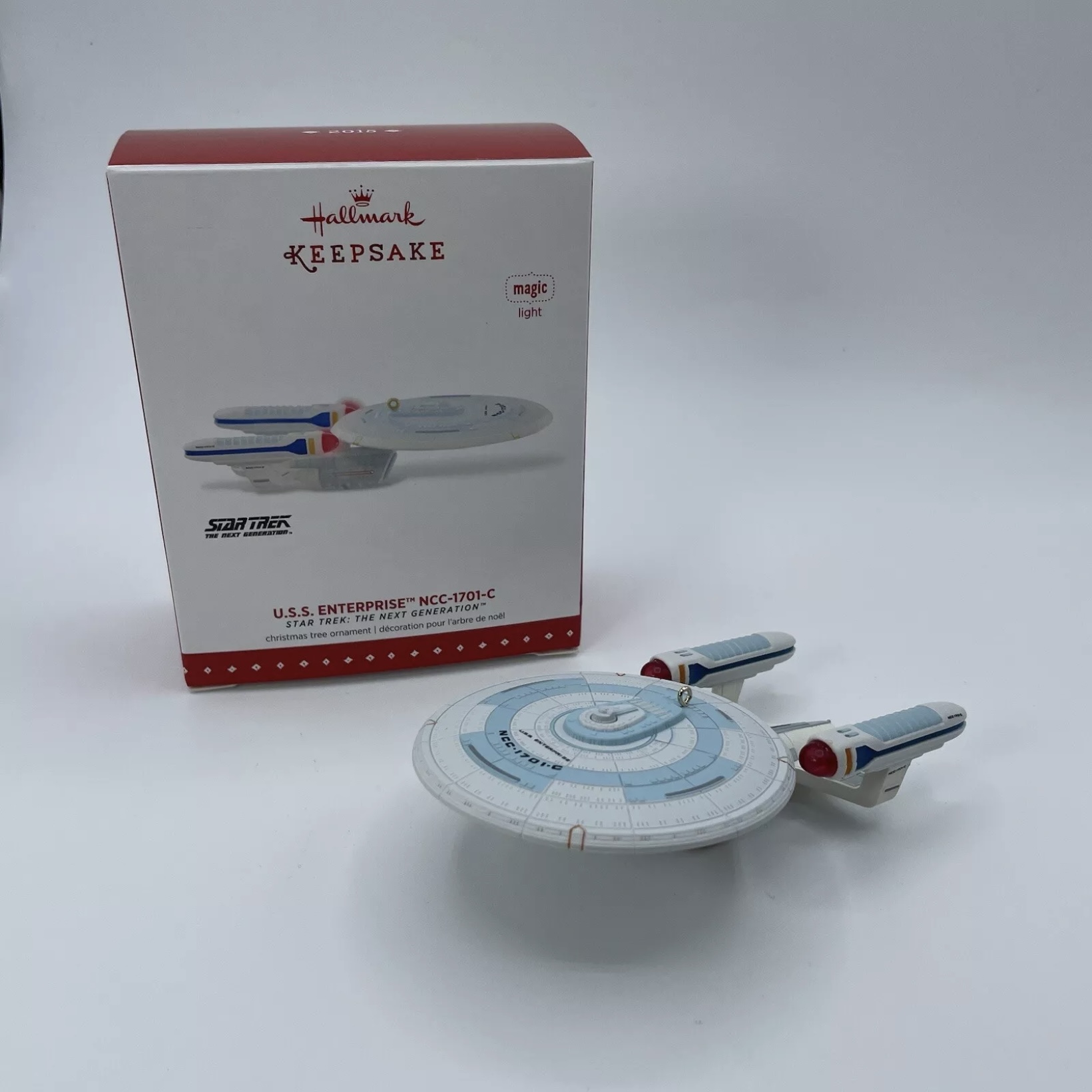 2015 Hallmark Keepsake U.S.S. Enterprise NCC-1701-C ornament